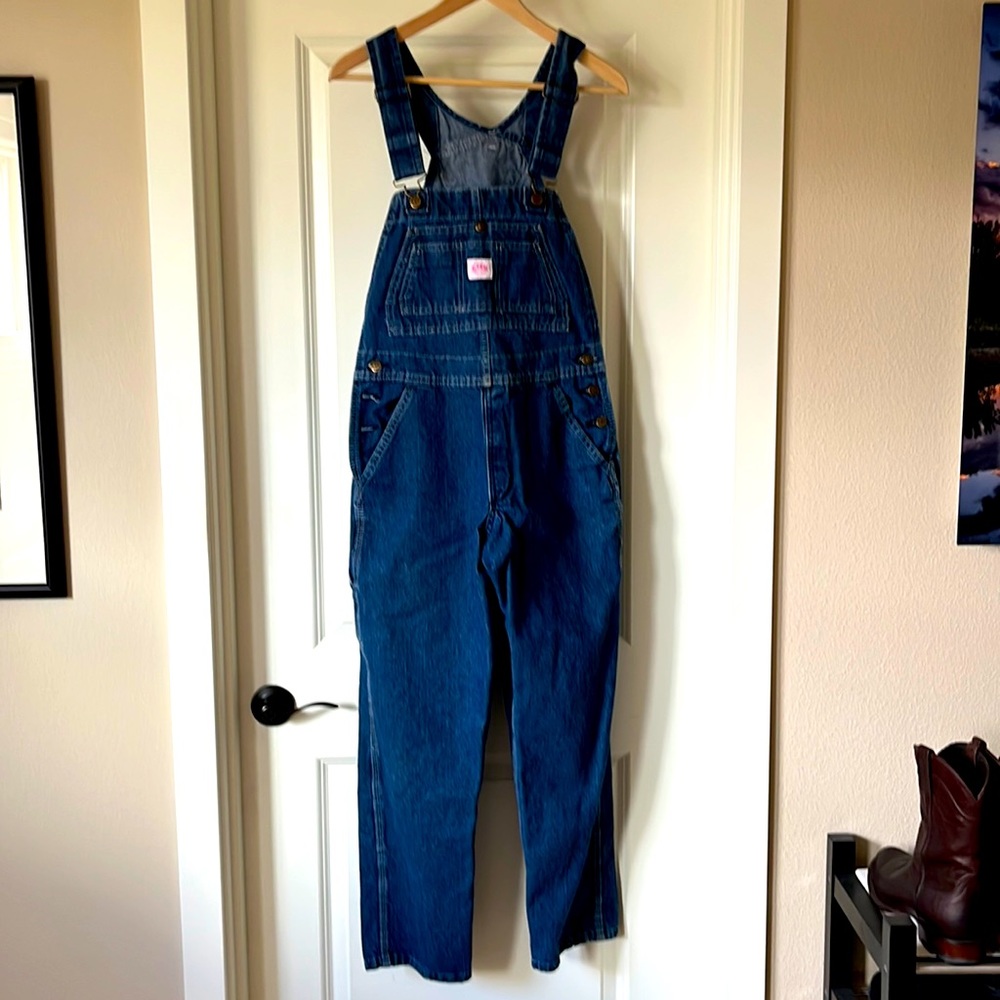 Key brand, medium blue overalls, size 4.